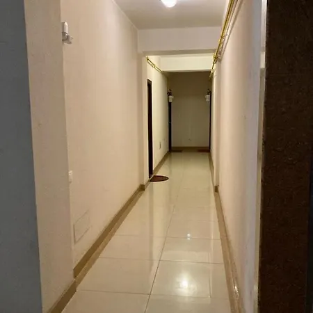 Apartament Edy *